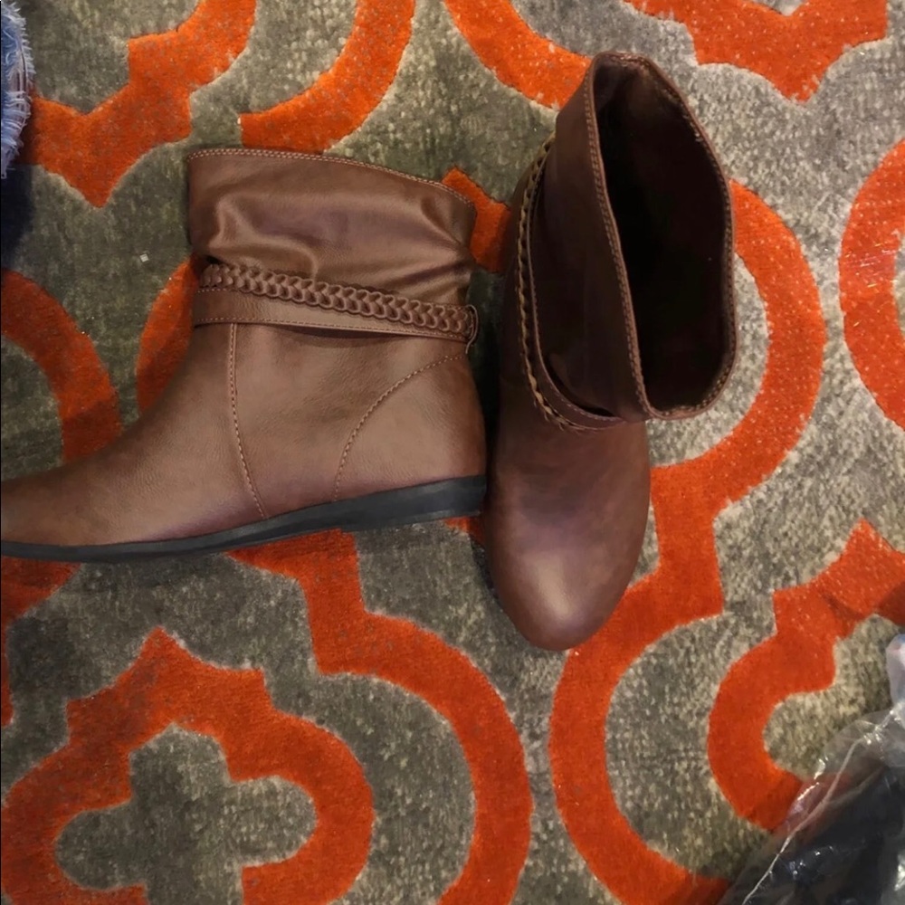 SOLD! American Eagle Women’s RACHEL SLOUCH BOOTS - Picture 8 of 8